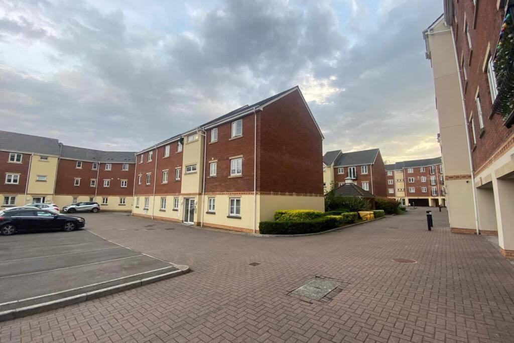 The Onyx Suite - 1 Bed Apartment W/ Free Parking Cardiff Exteriér fotografie